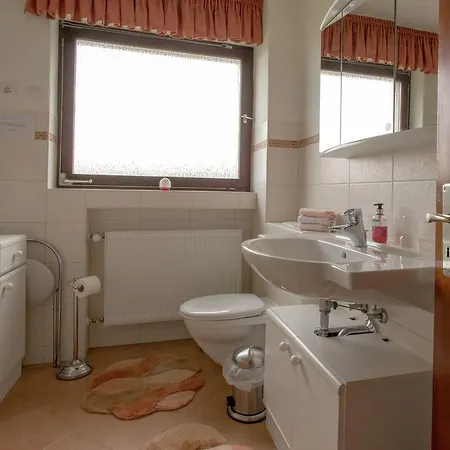 Haus Maria 1 *